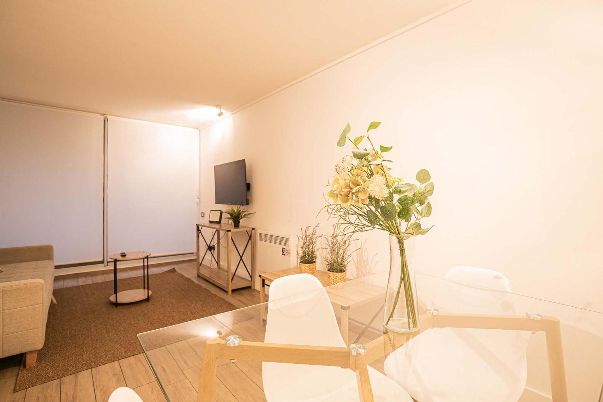 Apartamento And Cozy Steps Away From Clinica Condes *